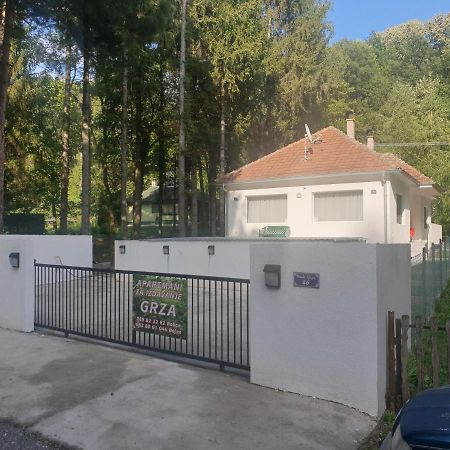 Apartmani Grza Paracin Bagian luar foto