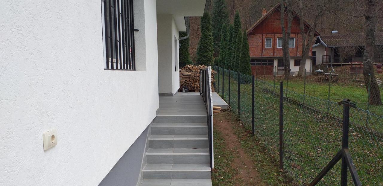 Apartmani Grza Paracin Bagian luar foto