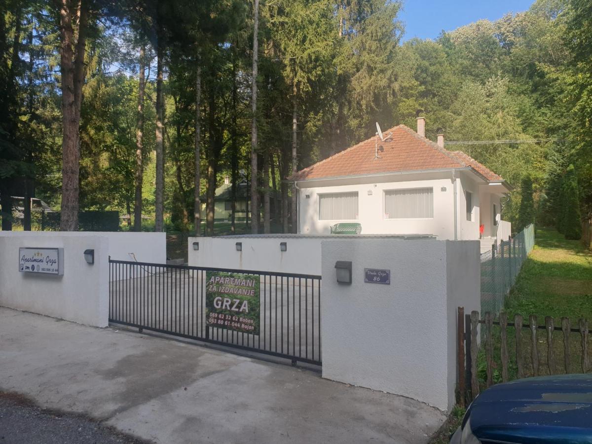 Apartmani Grza Paracin Bagian luar foto